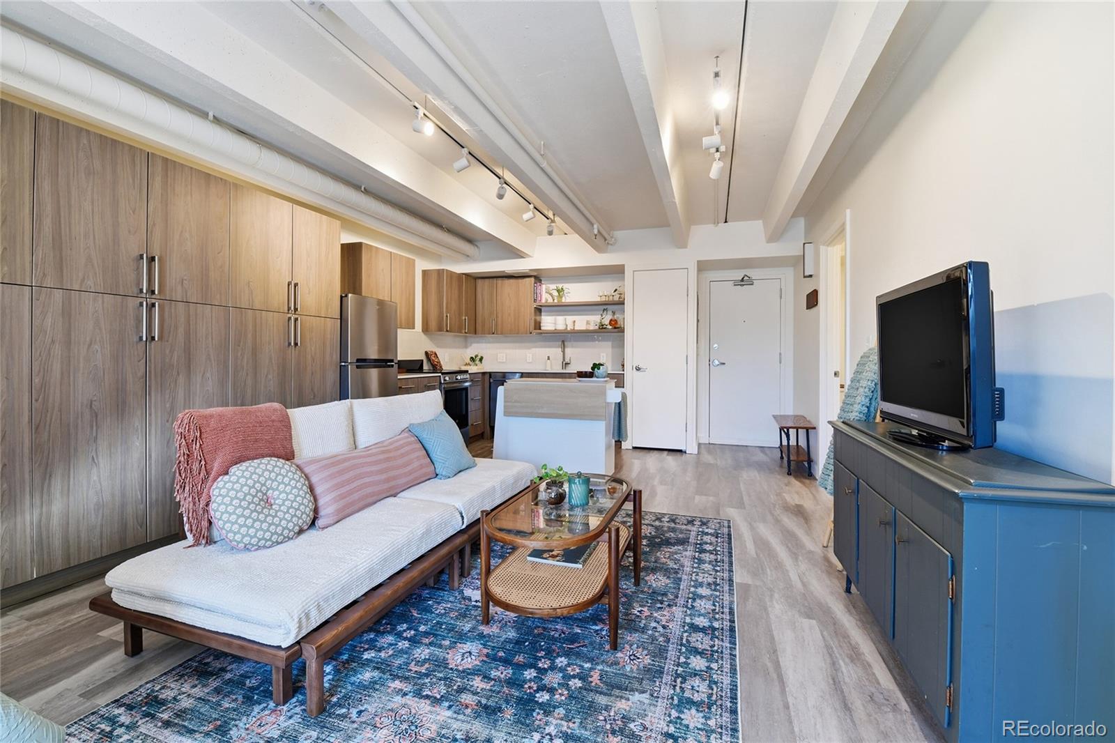 MLS Image #11 for 1495  vrain street,denver, Colorado