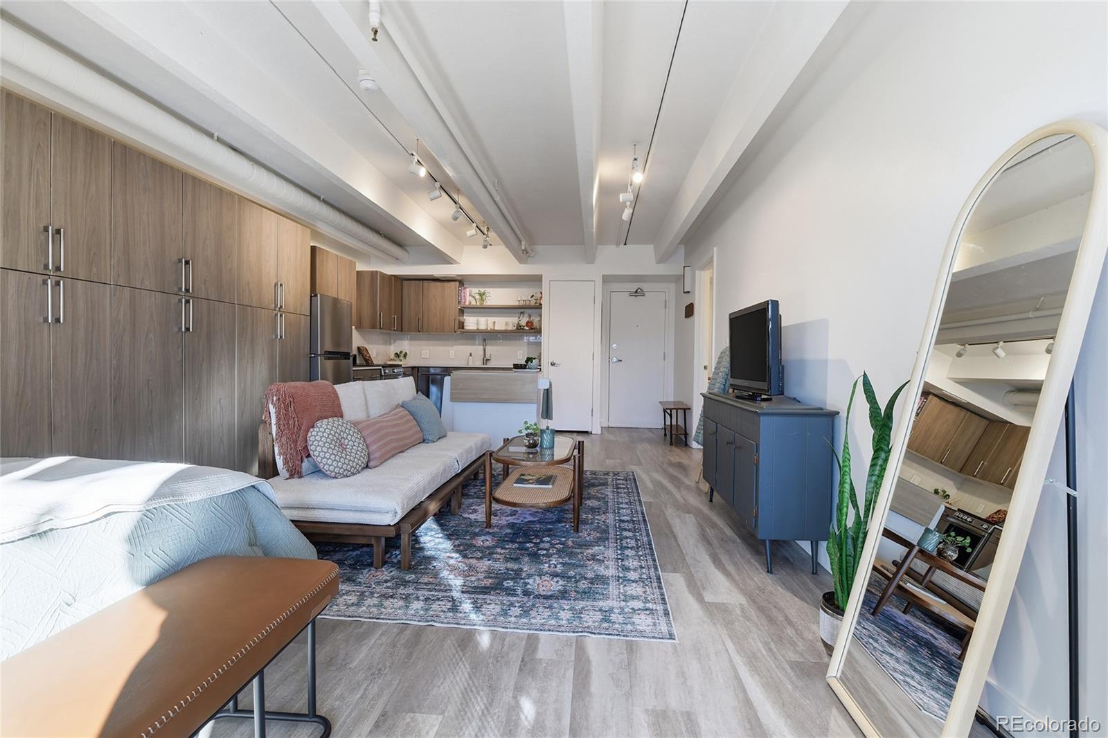 MLS Image #12 for 1495  vrain street,denver, Colorado