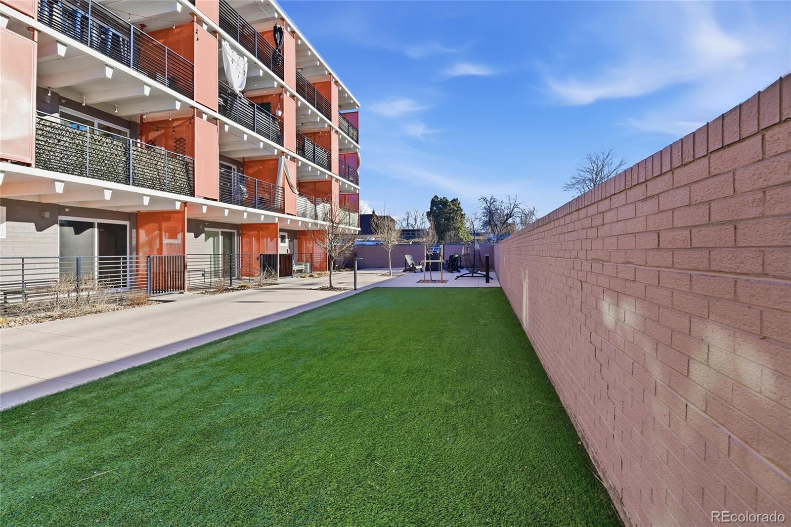 MLS Image #18 for 1495  vrain street,denver, Colorado