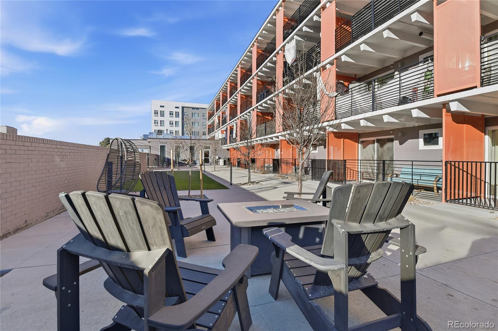 MLS Image #20 for 1495  vrain street,denver, Colorado