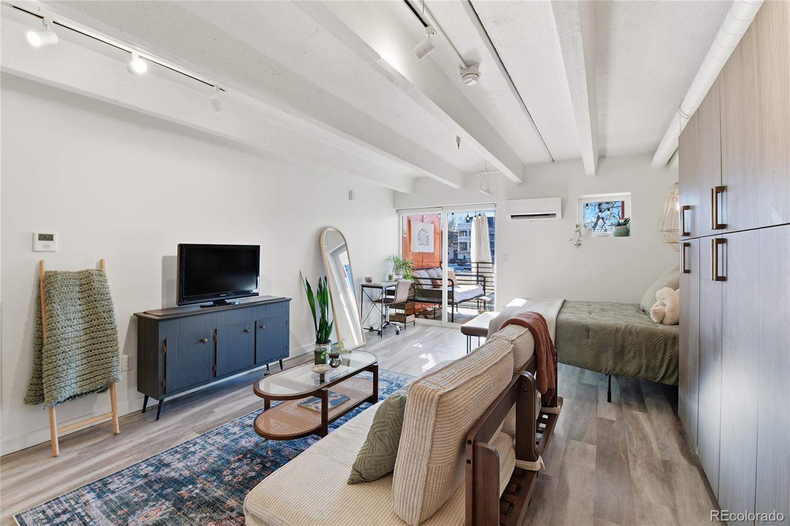 MLS Image #6 for 1495  vrain street,denver, Colorado