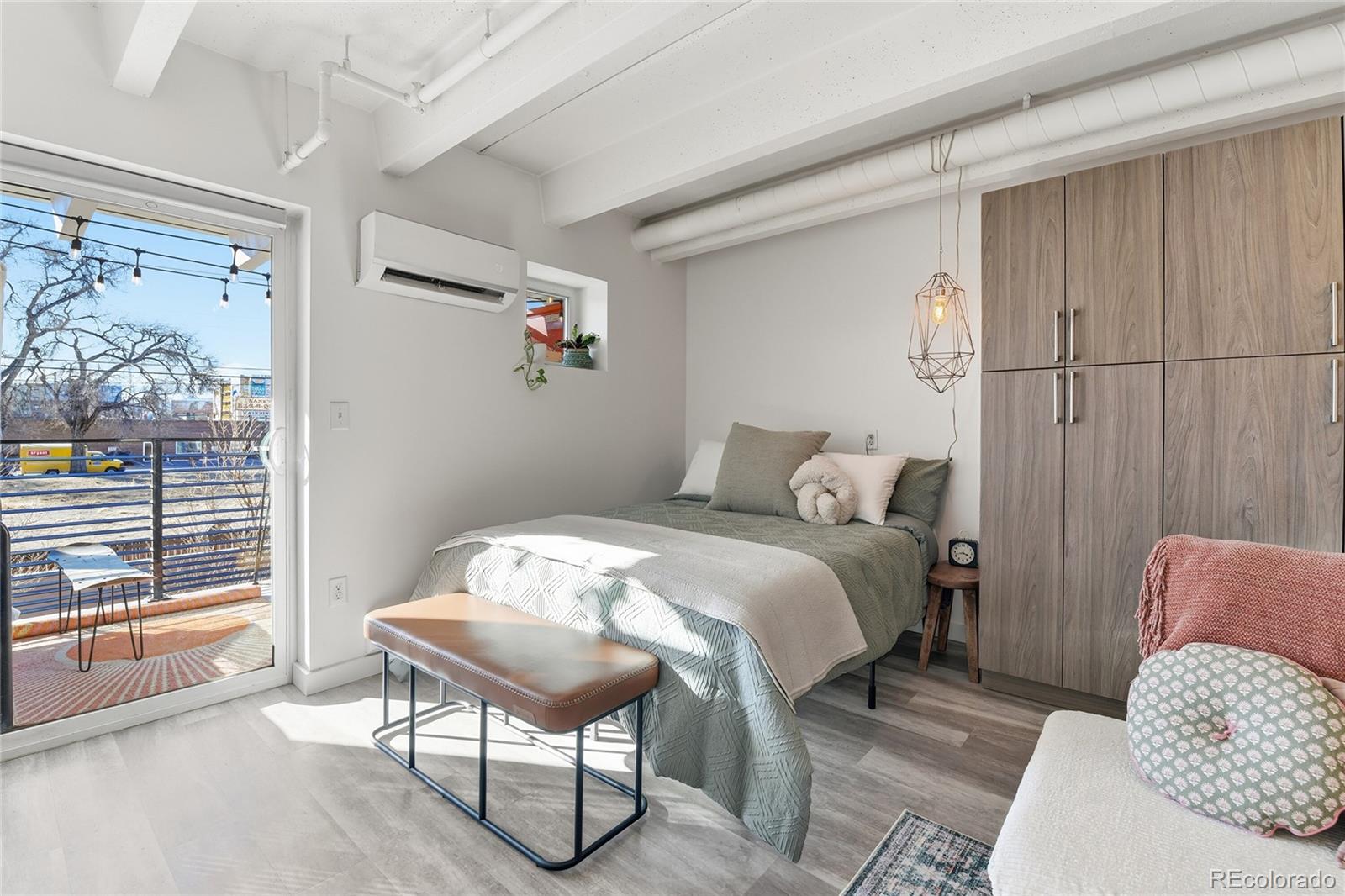 MLS Image #8 for 1495  vrain street,denver, Colorado
