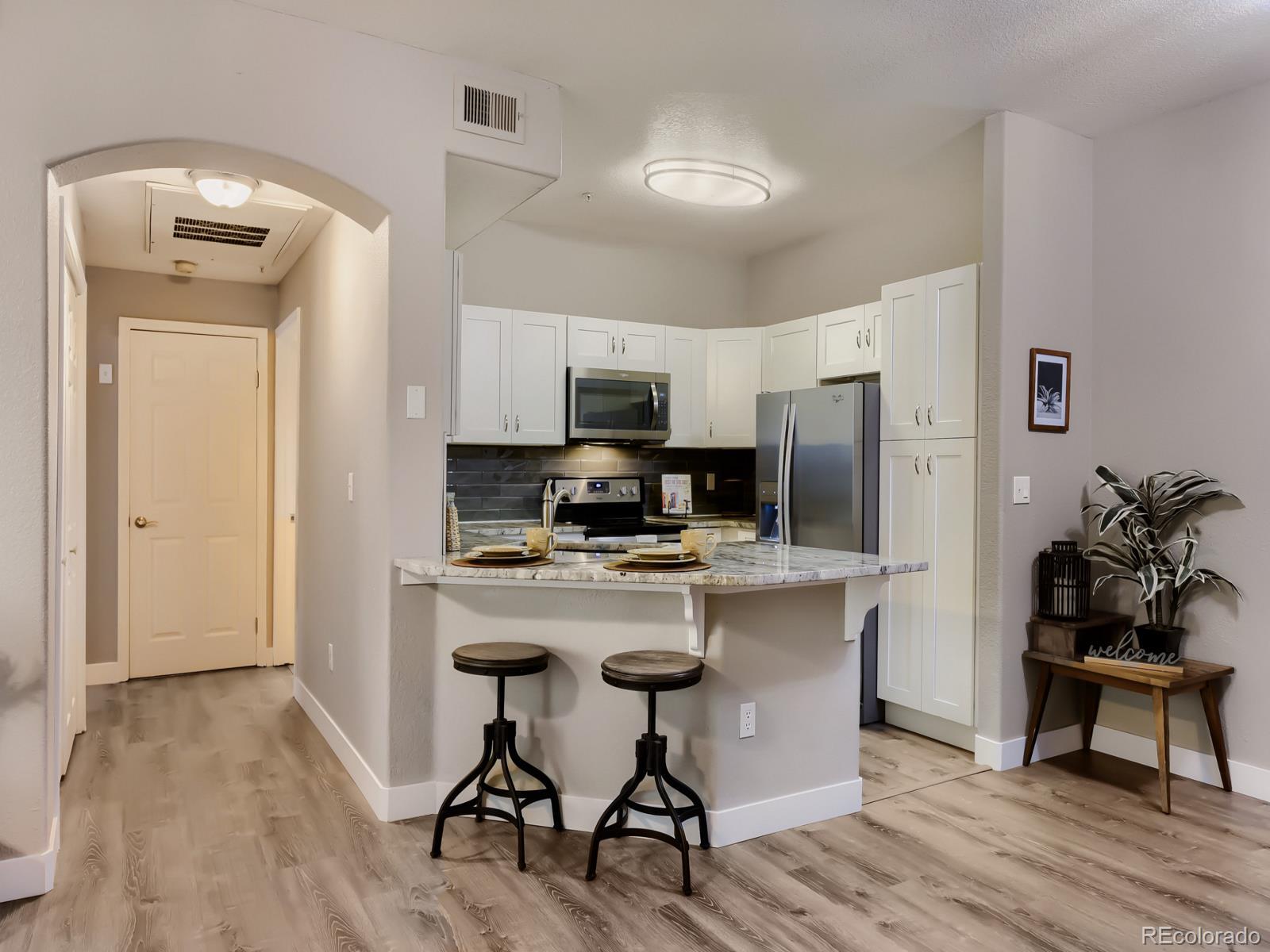 MLS Image #2 for 1672 w canal circle,littleton, Colorado