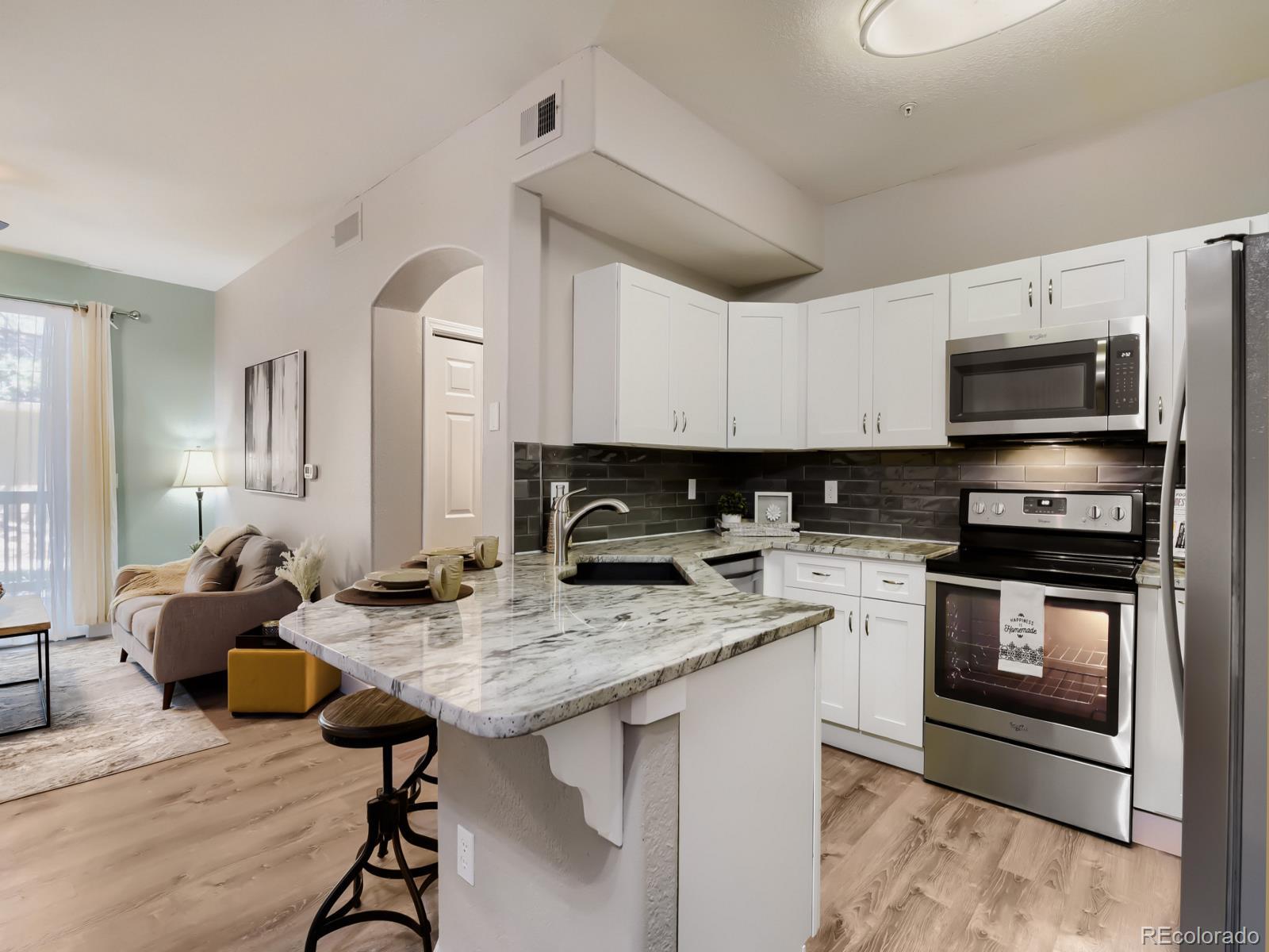 MLS Image #3 for 1672 w canal circle,littleton, Colorado