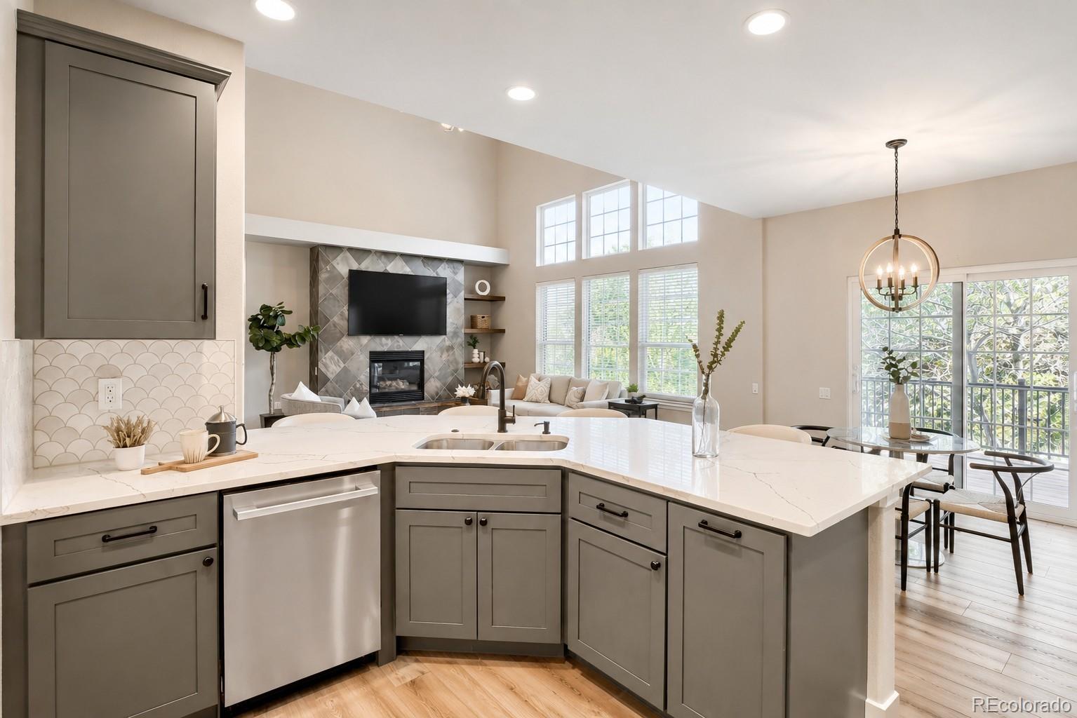 MLS Image #2 for 3818  mallard drive,highlands ranch, Colorado