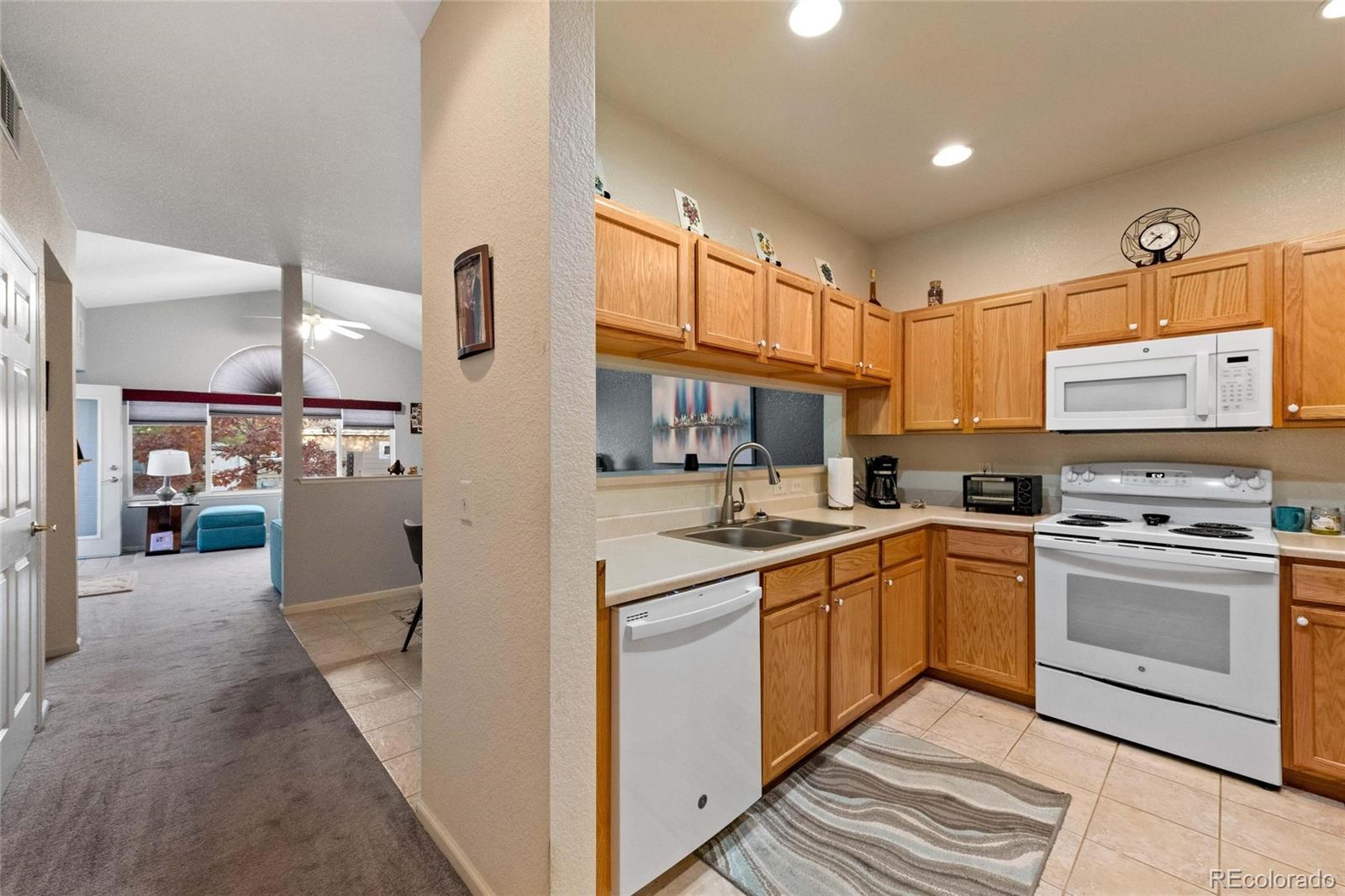 MLS Image #5 for 2945 w 119th avenue 203,westminster, Colorado