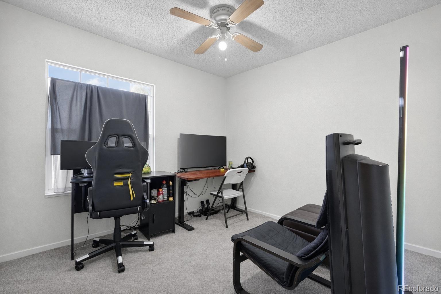 MLS Image #18 for 15852 e 48th place,denver, Colorado