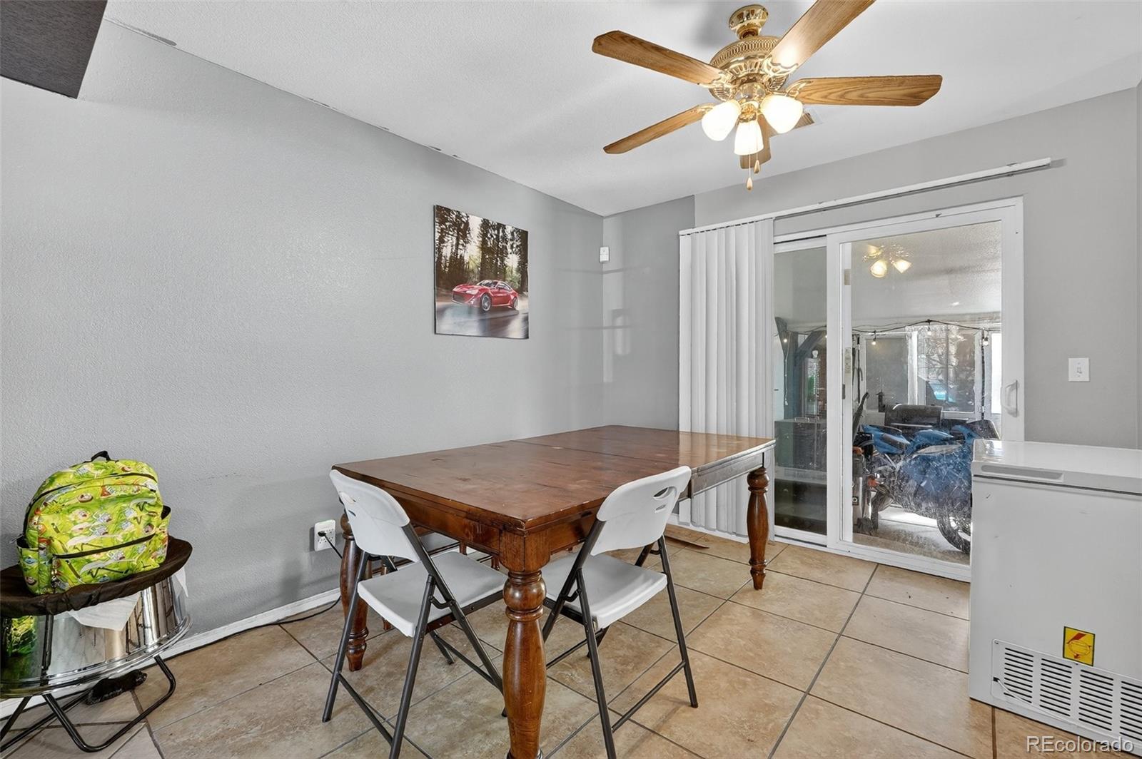 MLS Image #9 for 15852 e 48th place,denver, Colorado