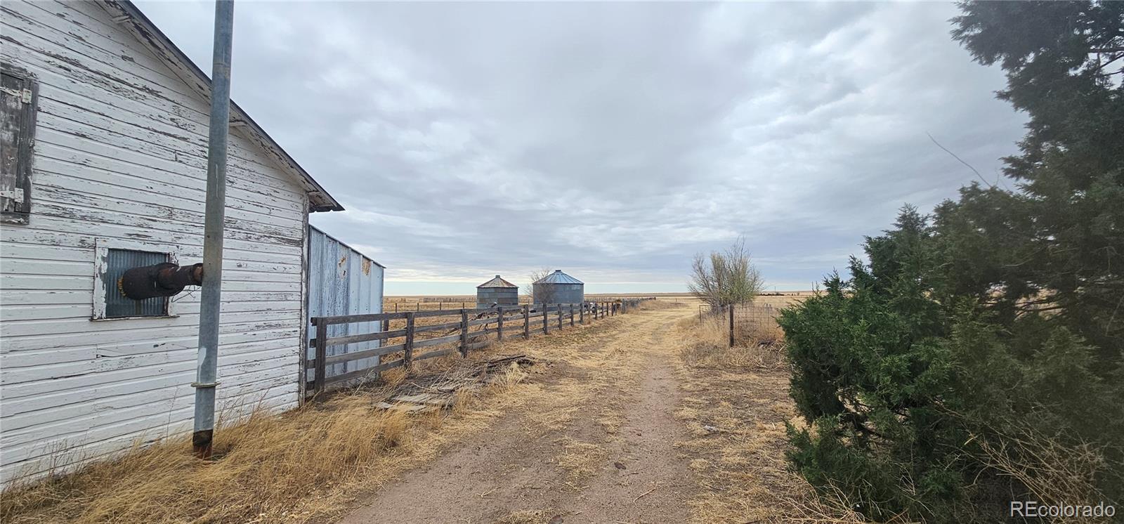 MLS Image #17 for 31506  county road 22 ,vona, Colorado