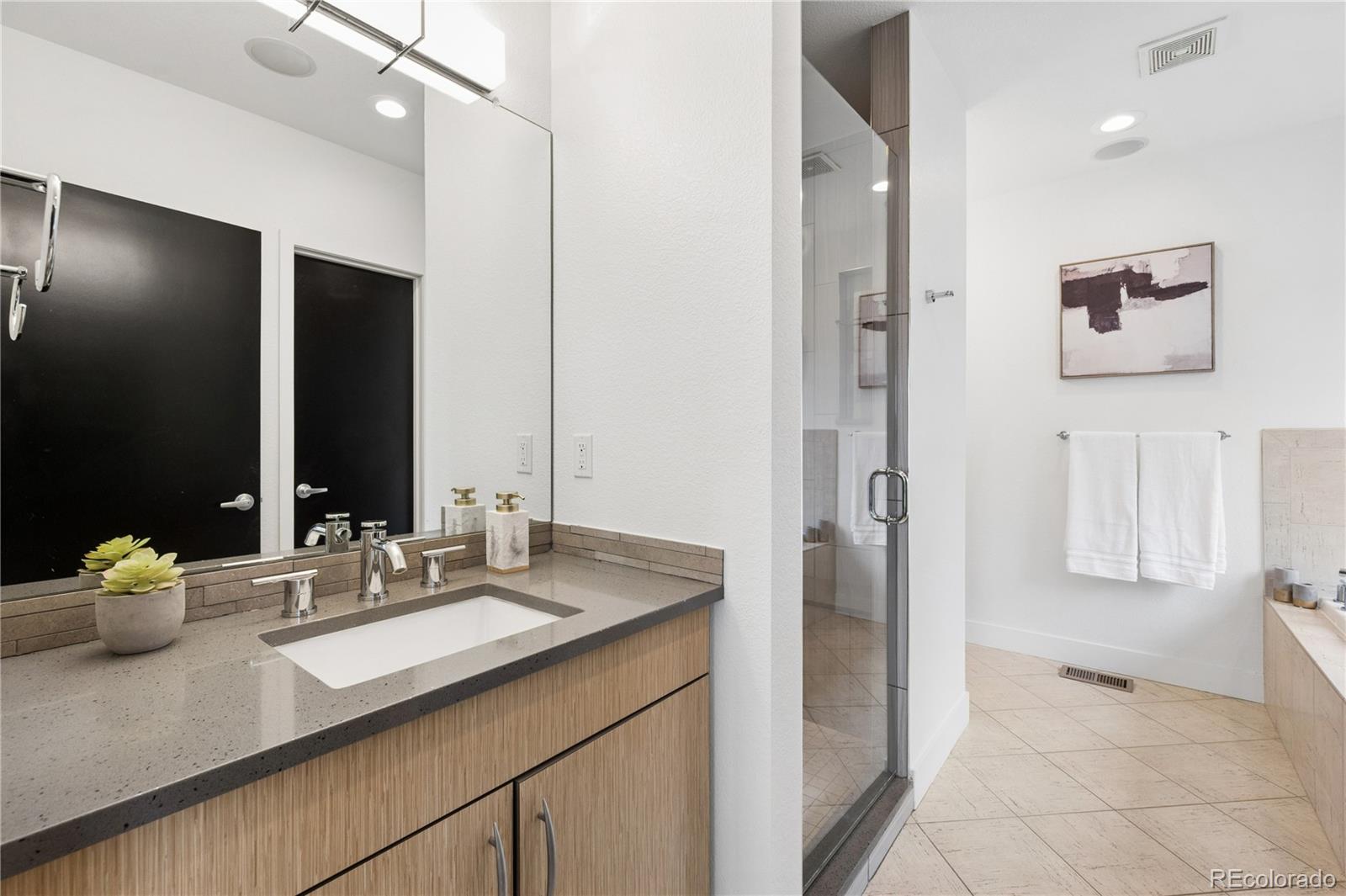 MLS Image #11 for 3118  newton street,denver, Colorado