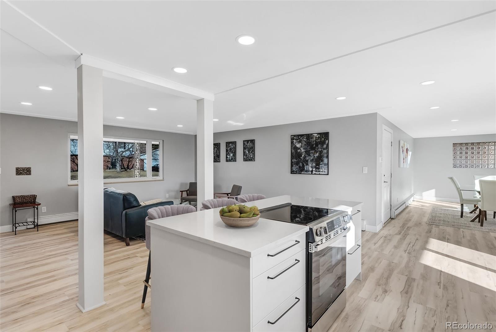 MLS Image #7 for 960 s arbutus street,lakewood, Colorado