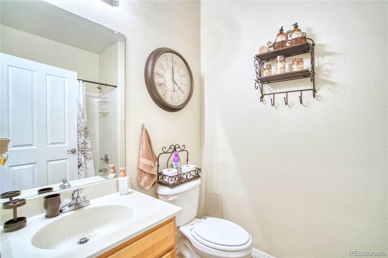 MLS Image #17 for 19303 e asbury drive,aurora, Colorado