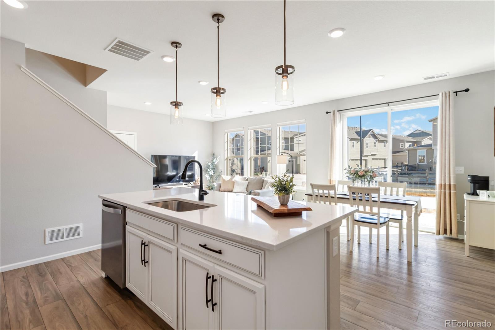 MLS Image #11 for 1244  granite way,erie, Colorado