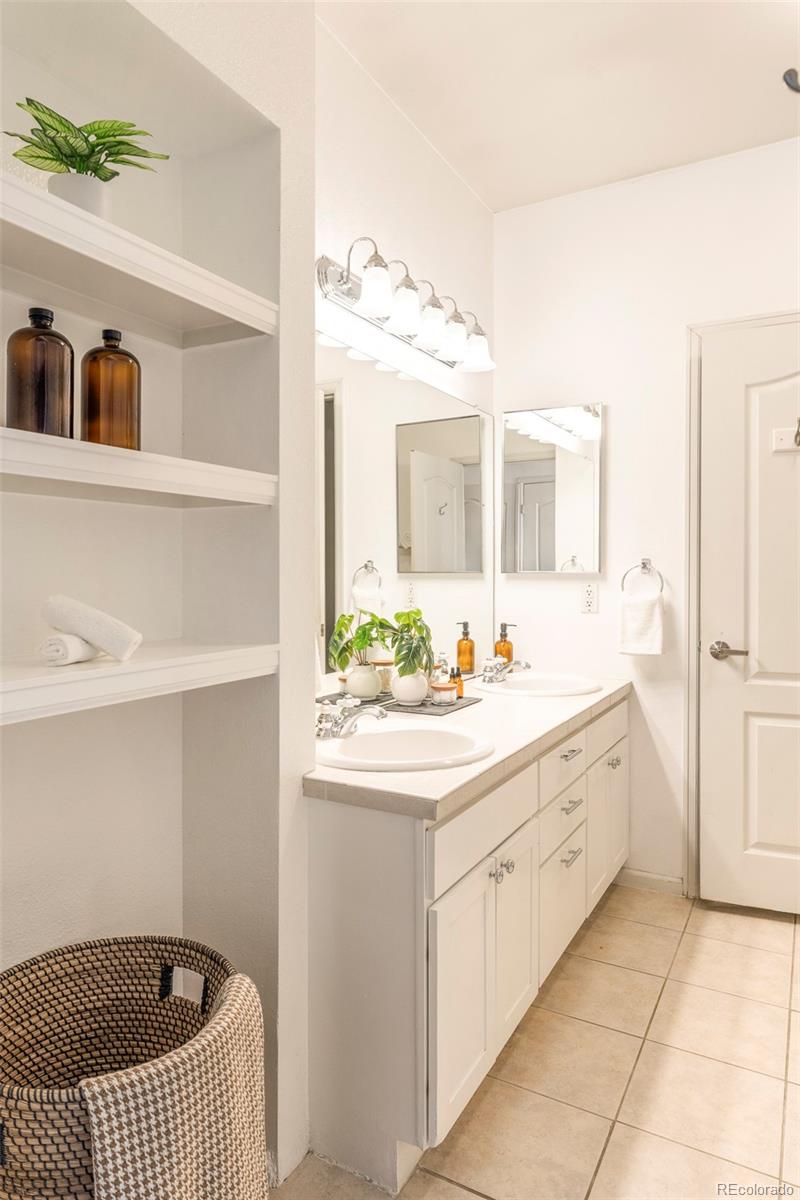 MLS Image #13 for 1655 n humboldt street 206,denver, Colorado