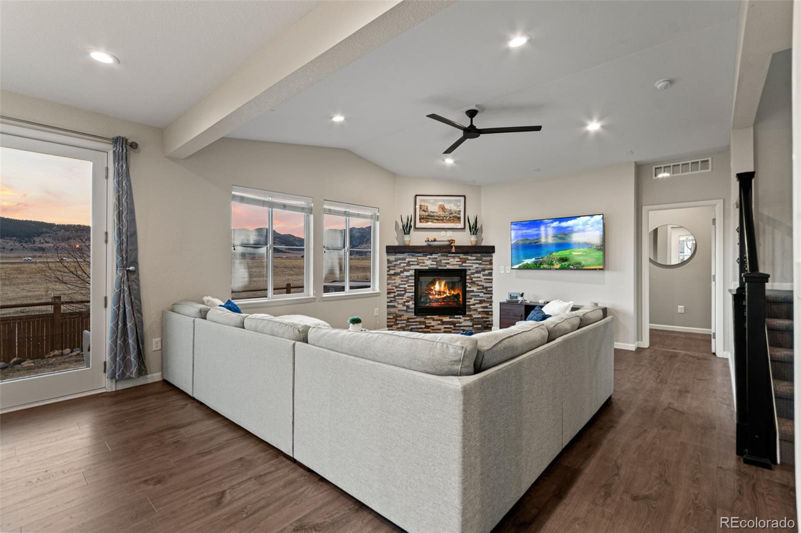 MLS Image #18 for 9337  iron mountain way,arvada, Colorado