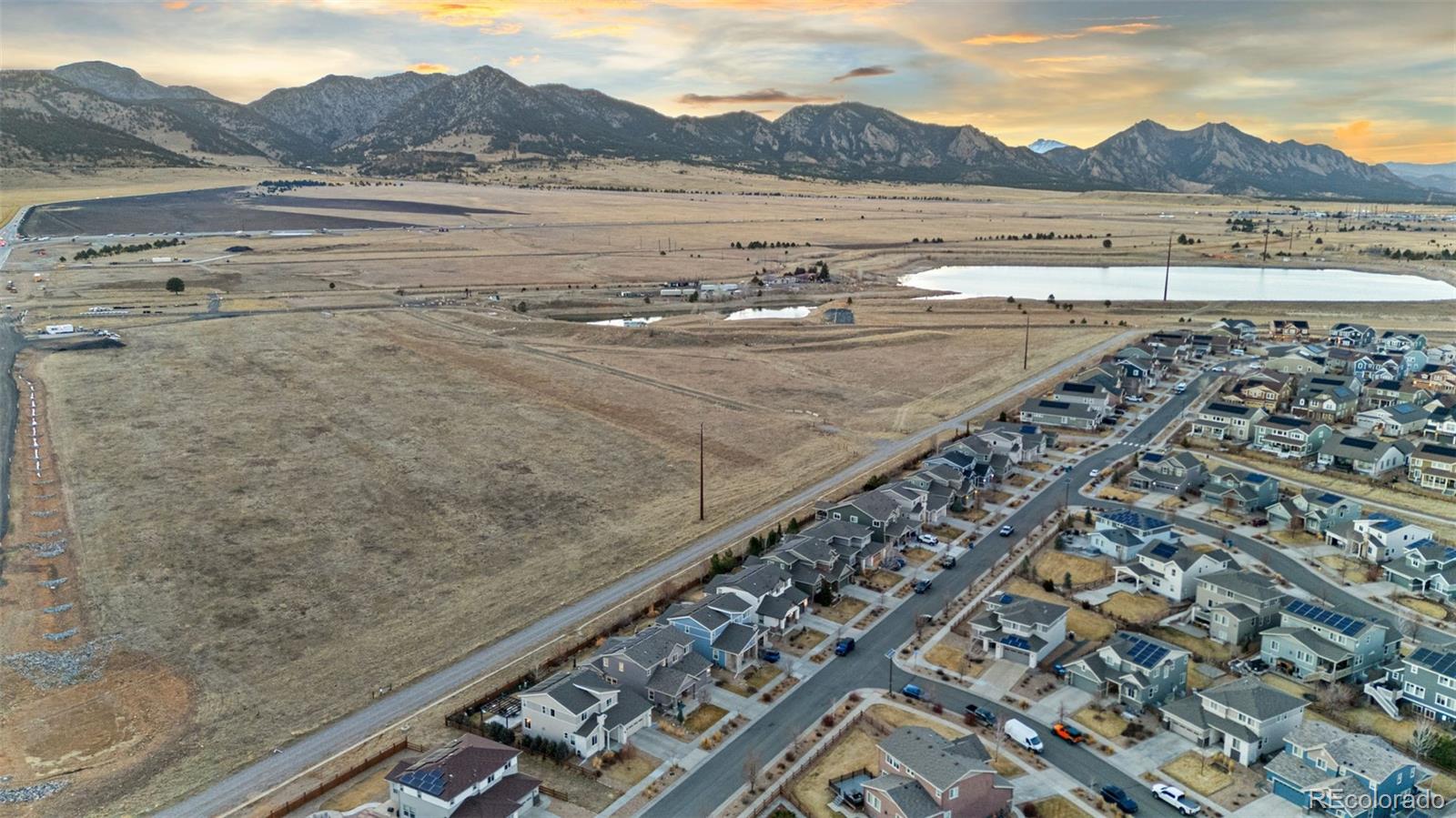 MLS Image #48 for 9337  iron mountain way,arvada, Colorado