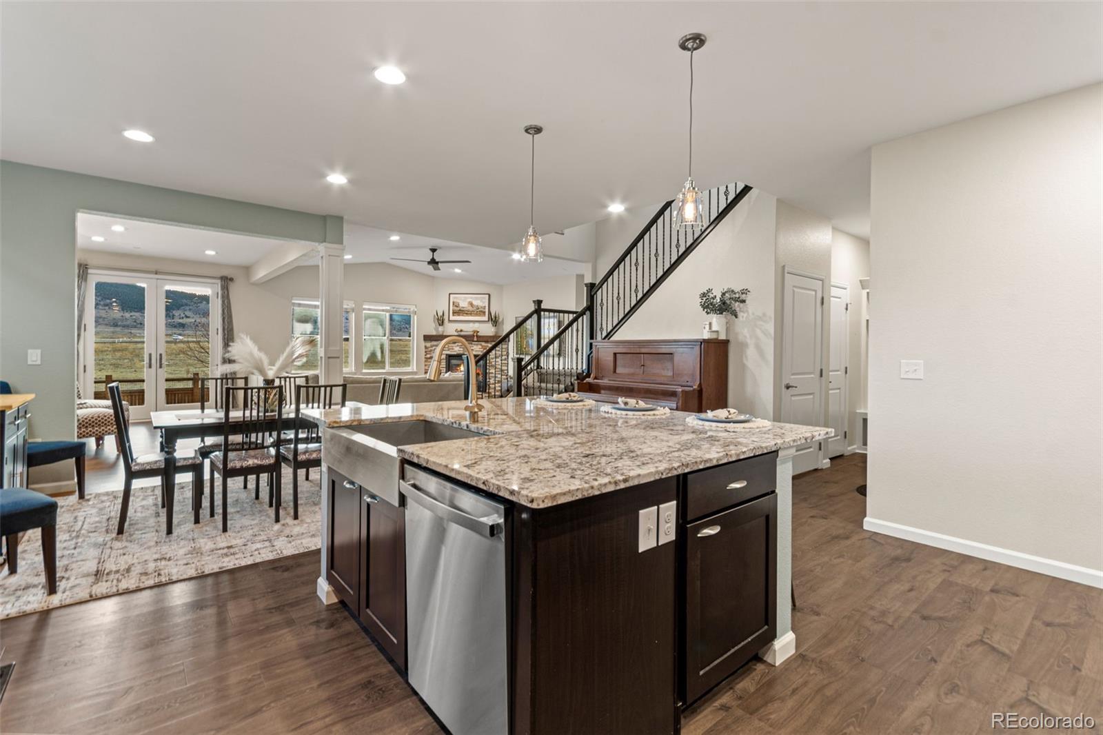 MLS Image #9 for 9337  iron mountain way,arvada, Colorado