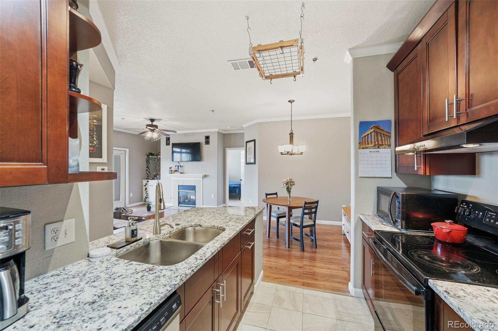 MLS Image #10 for 6013  castlegate drive d26,castle rock, Colorado