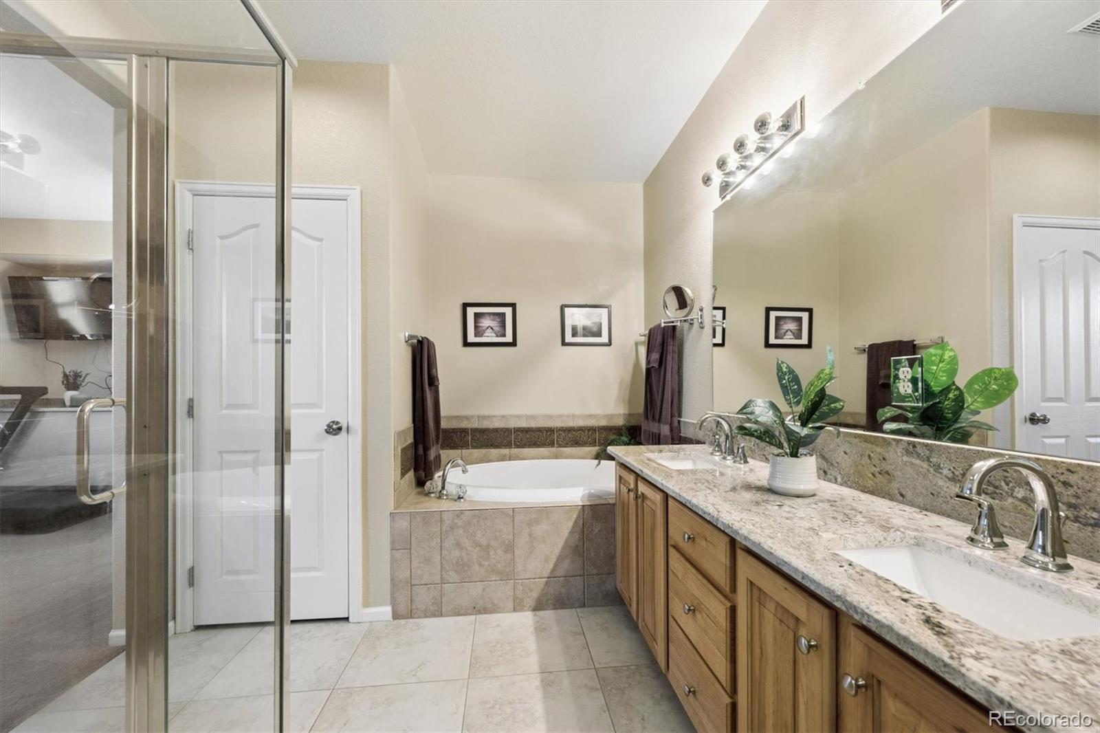 MLS Image #17 for 3853  stonebrush drive,littleton, Colorado