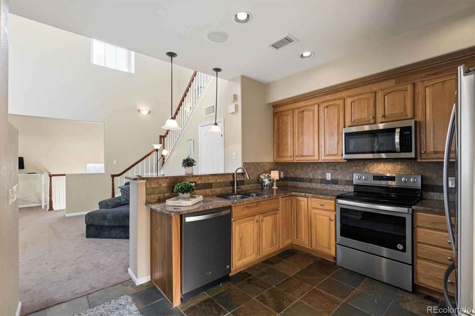 MLS Image #7 for 3853  stonebrush drive,littleton, Colorado