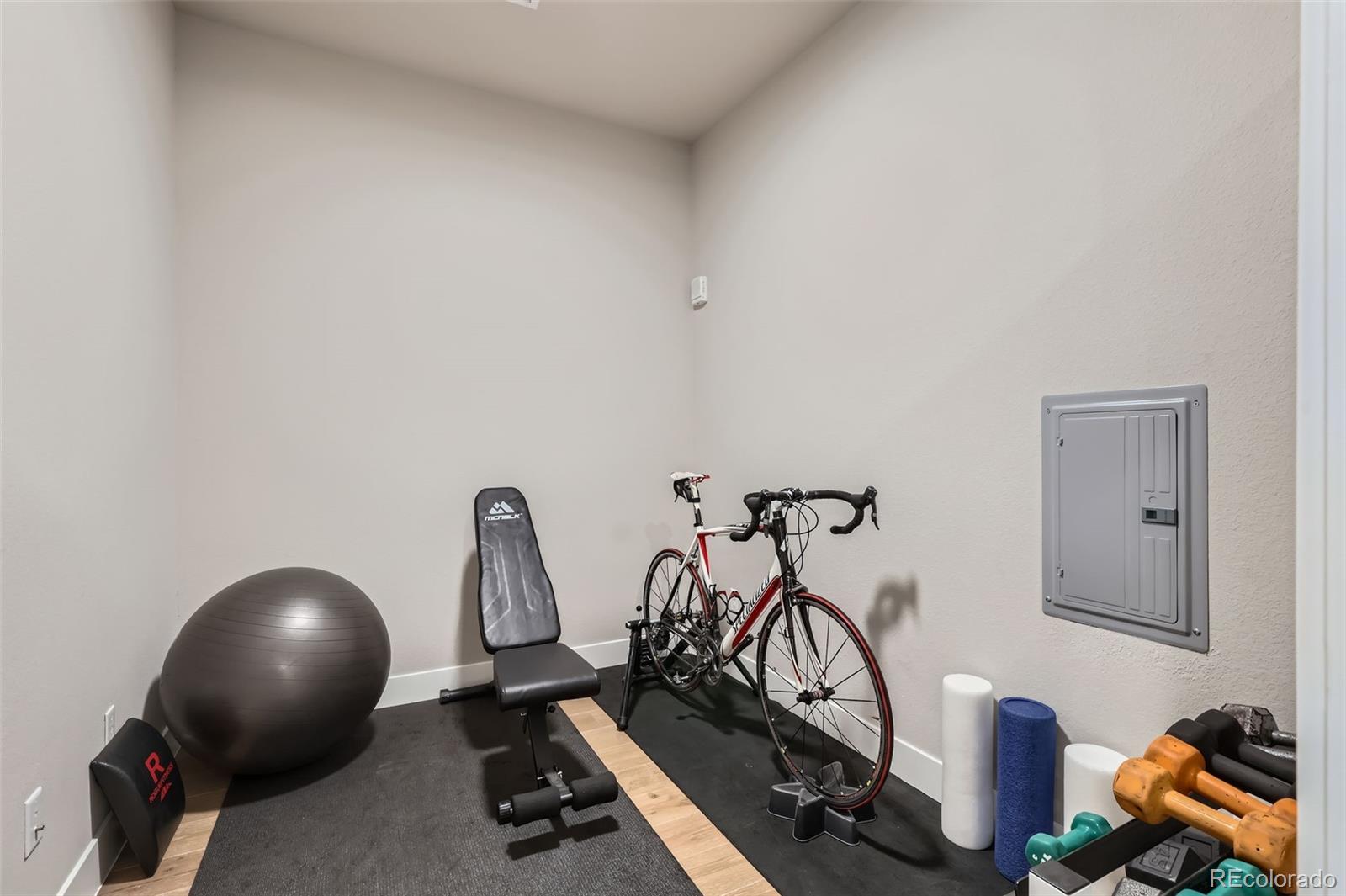MLS Image #15 for 6618 e lowry boulevard 307,denver, Colorado