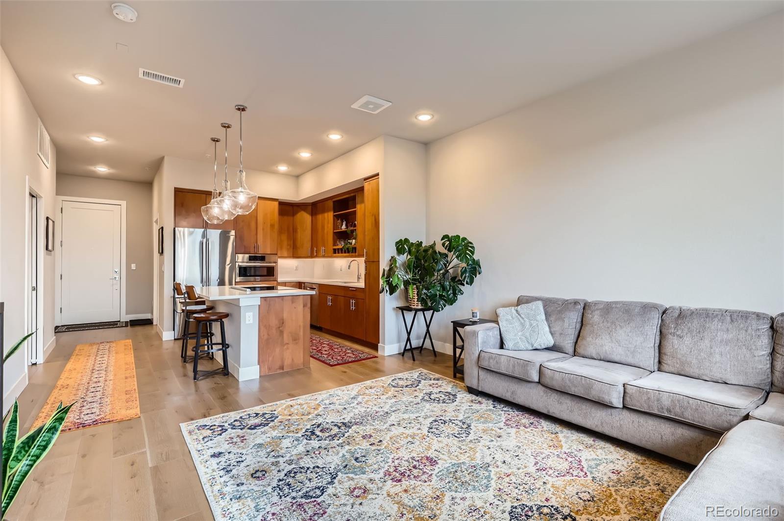 MLS Image #8 for 6618 e lowry boulevard 307,denver, Colorado
