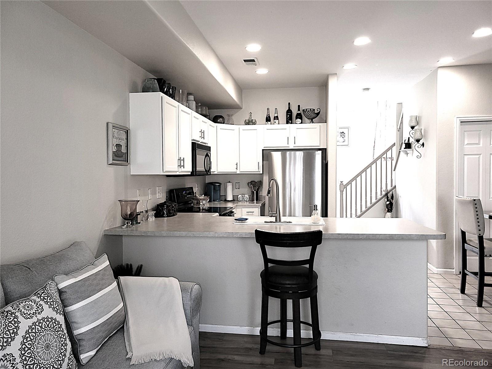MLS Image #4 for 2245  coronado parkway b,denver, Colorado