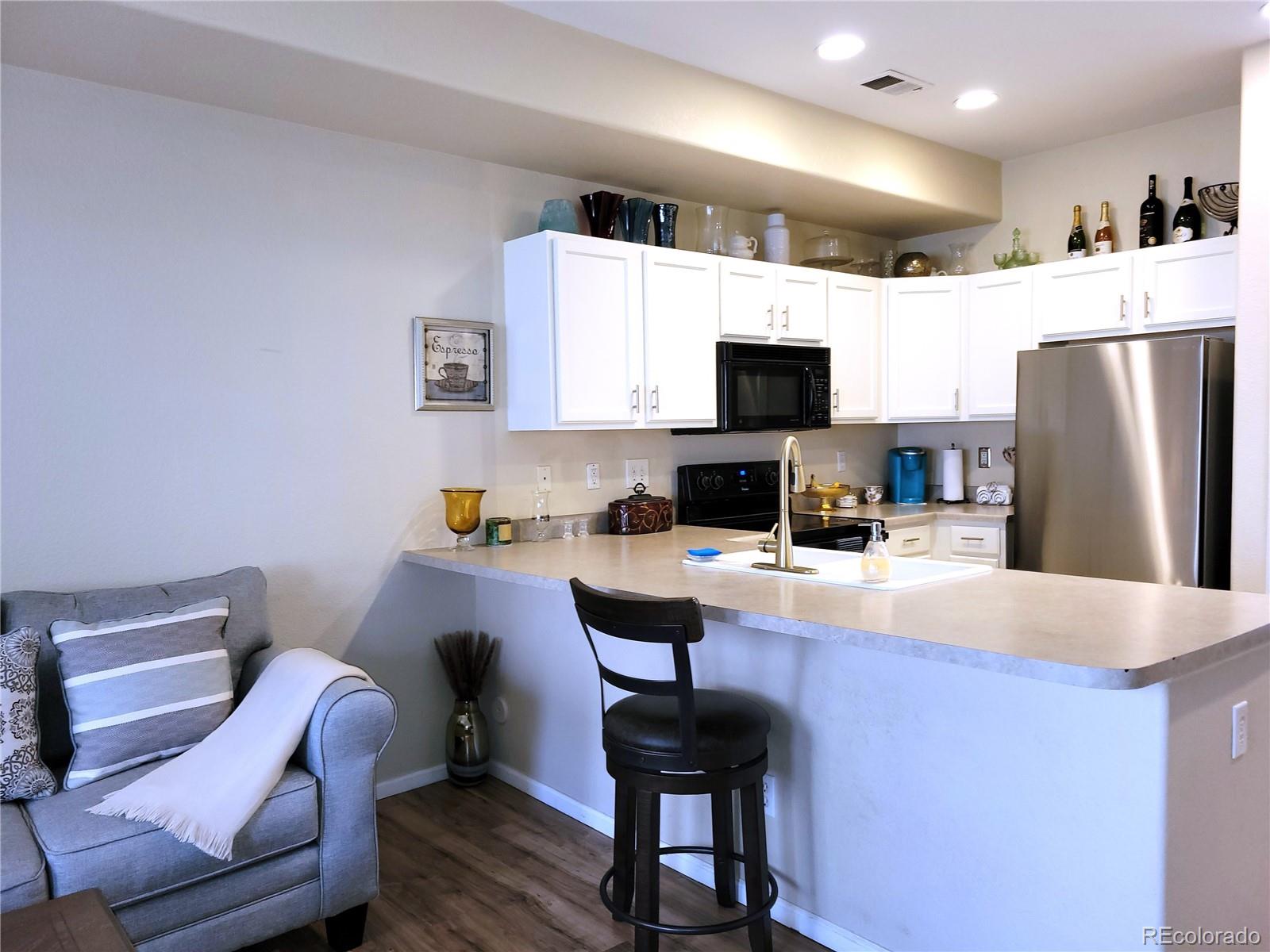 MLS Image #6 for 2245  coronado parkway b,denver, Colorado