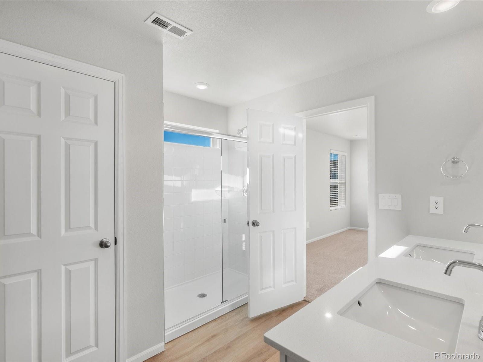 MLS Image #17 for 1206  spring creek drive,windsor, Colorado