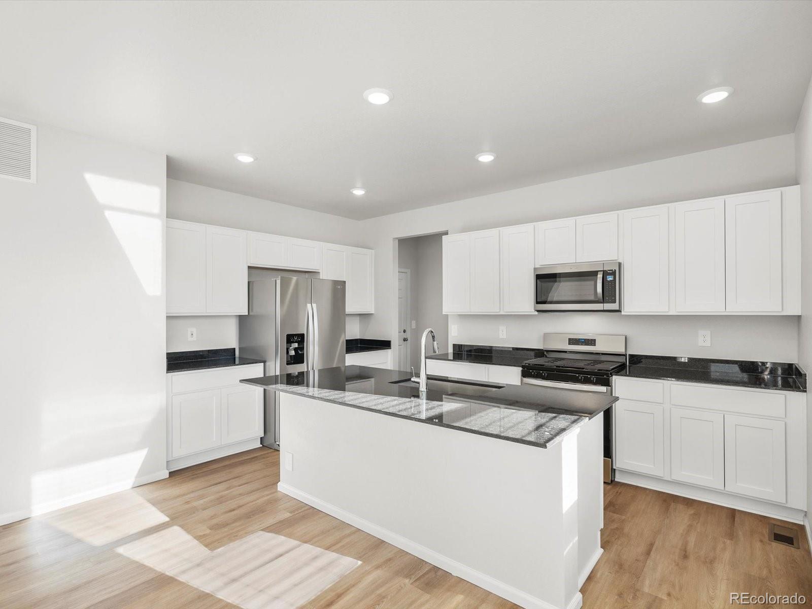 MLS Image #7 for 1206  spring creek drive,windsor, Colorado