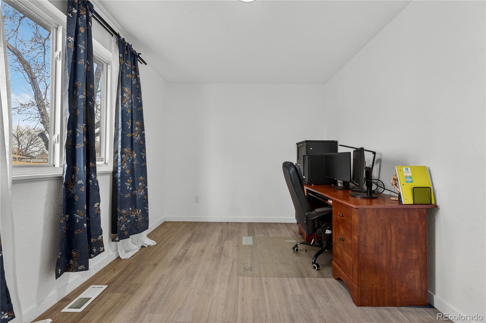 MLS Image #11 for 15306 e brown place,aurora, Colorado