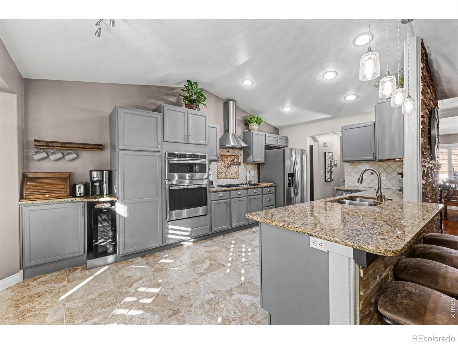 MLS Image #11 for 3236  willow lane,johnstown, Colorado