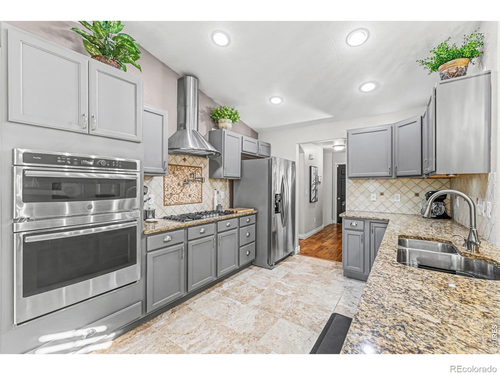 MLS Image #14 for 3236  willow lane,johnstown, Colorado