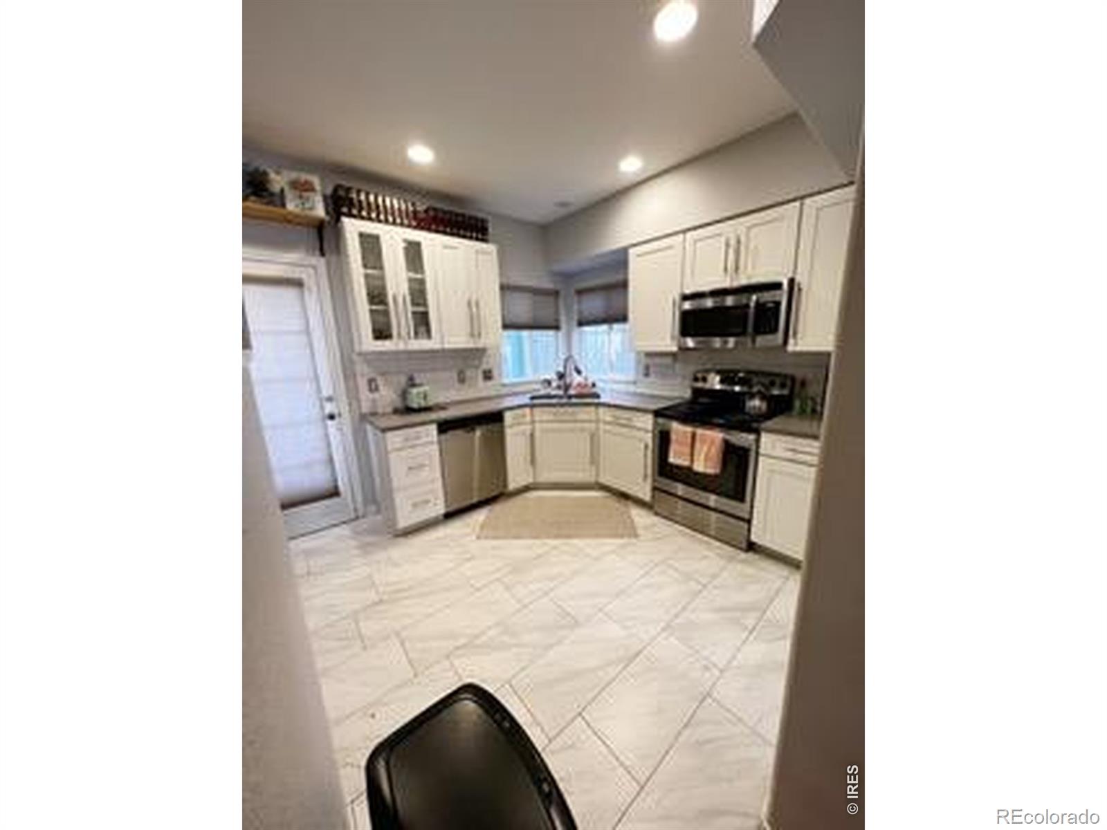 MLS Image #9 for 818 s terry street,longmont, Colorado