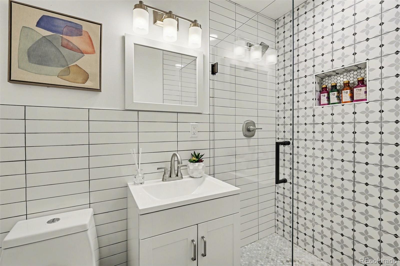MLS Image #11 for 3315 e 31st avenue,denver, Colorado
