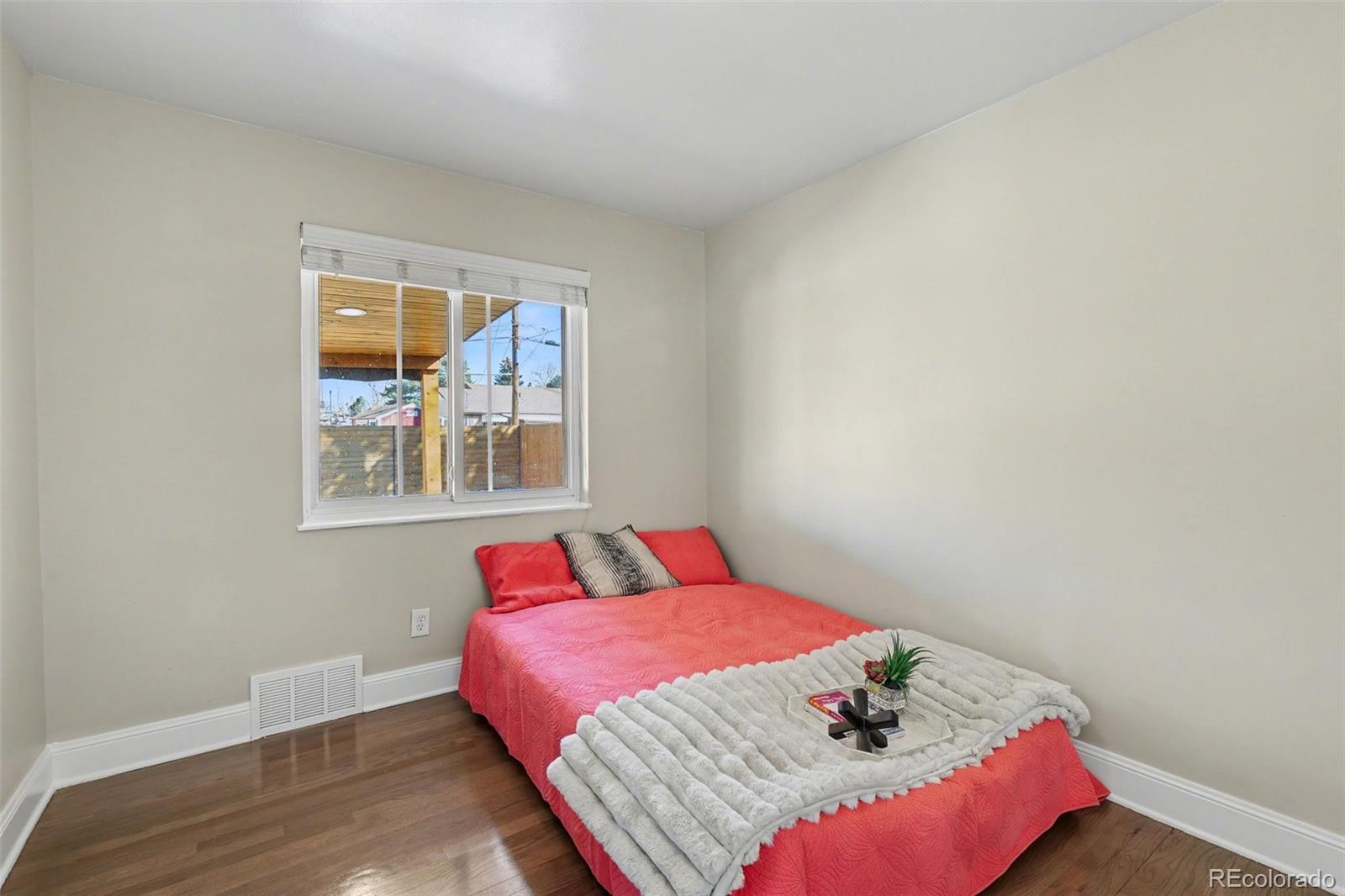 MLS Image #13 for 3315 e 31st avenue,denver, Colorado