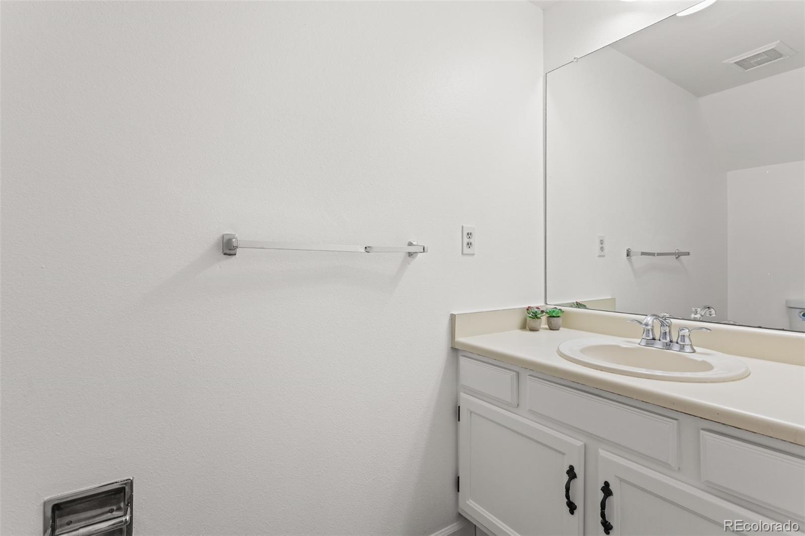 MLS Image #14 for 1720 s quintero way,aurora, Colorado