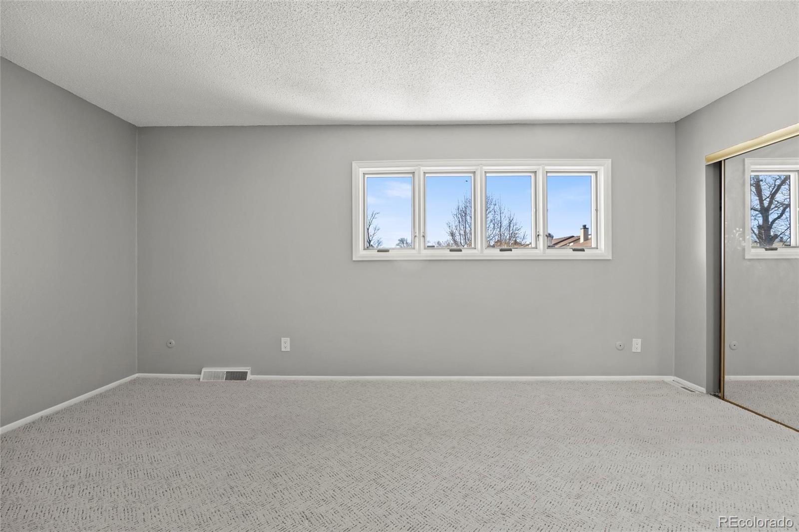 MLS Image #14 for 2625 s peoria street,aurora, Colorado