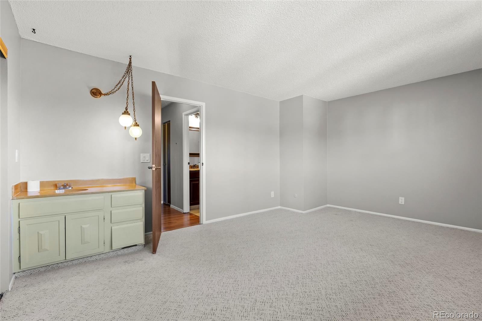 MLS Image #16 for 2625 s peoria street,aurora, Colorado