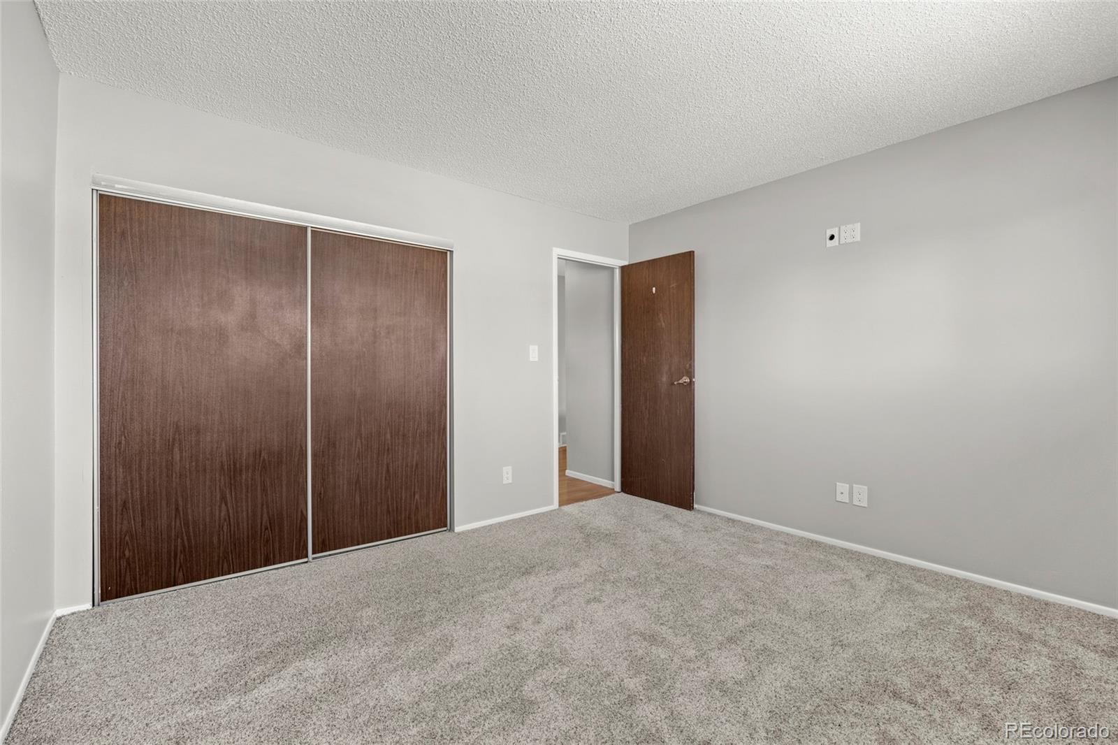 MLS Image #19 for 2625 s peoria street,aurora, Colorado