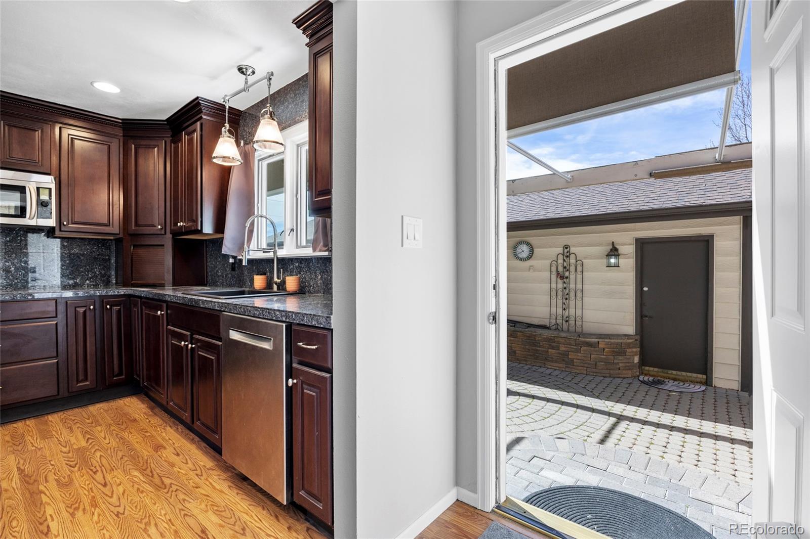 MLS Image #5 for 2625 s peoria street,aurora, Colorado