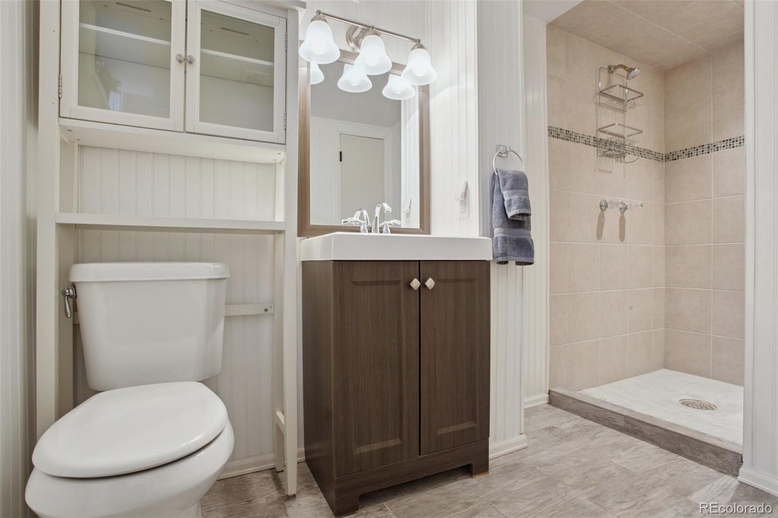MLS Image #26 for 6266 s valleyview street,littleton, Colorado