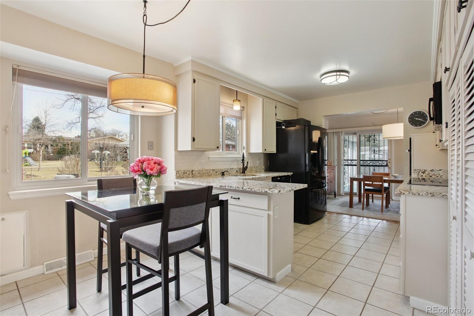 MLS Image #7 for 6266 s valleyview street,littleton, Colorado