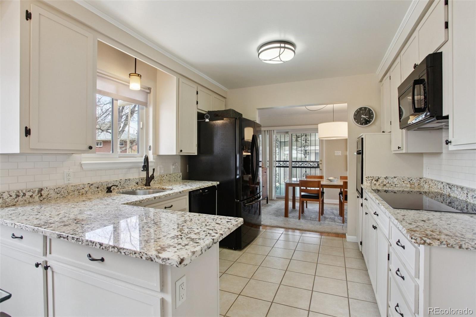 MLS Image #9 for 6266 s valleyview street,littleton, Colorado
