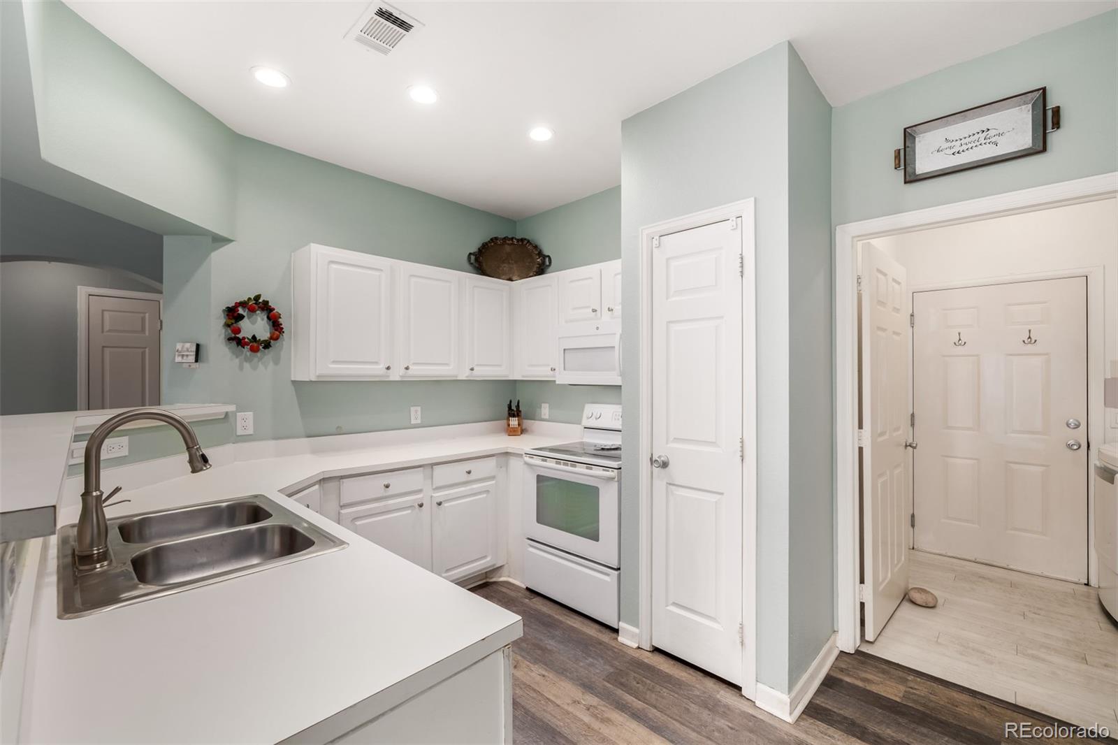 MLS Image #9 for 7448 s quail circle,littleton, Colorado