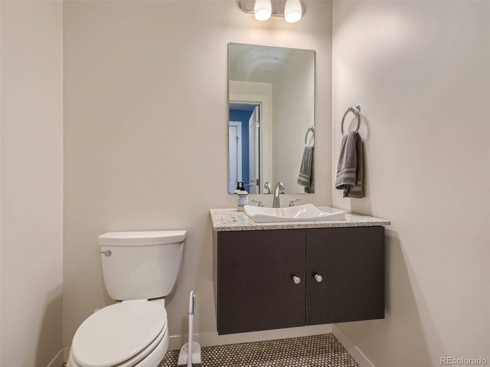 MLS Image #10 for 2001  lincoln street 1412,denver, Colorado