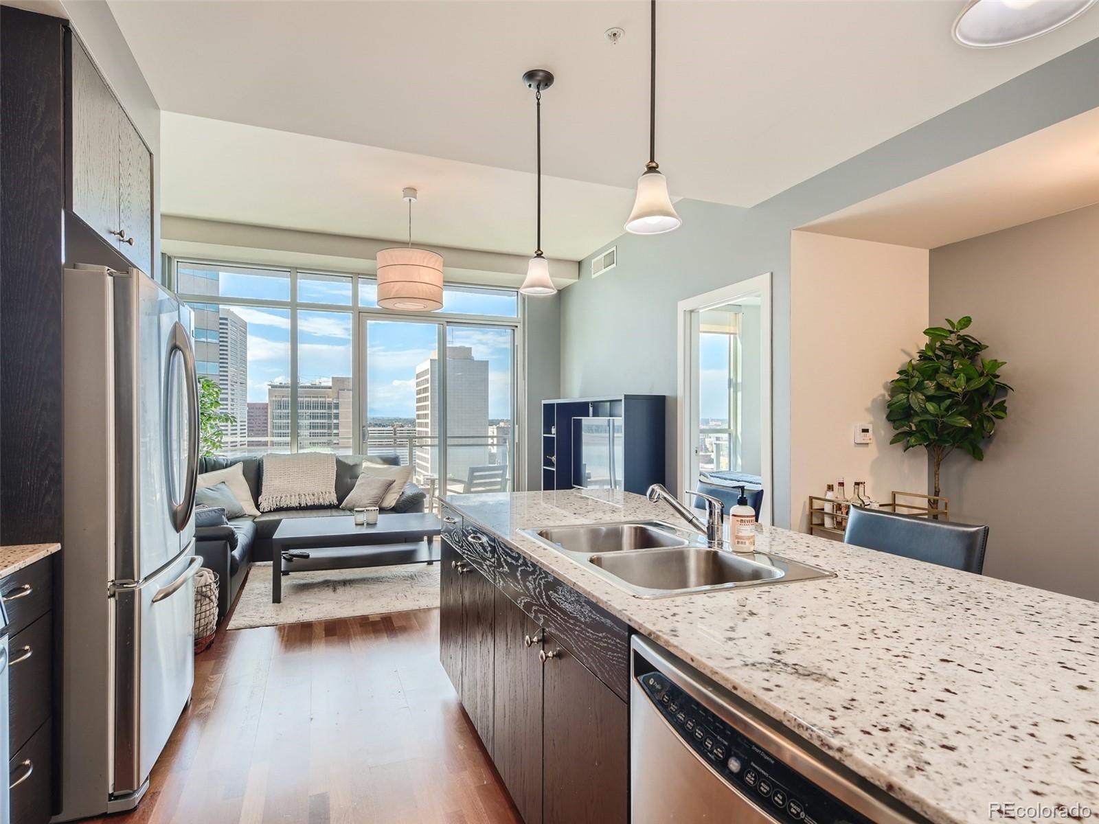 MLS Image #8 for 2001  lincoln street 1412,denver, Colorado