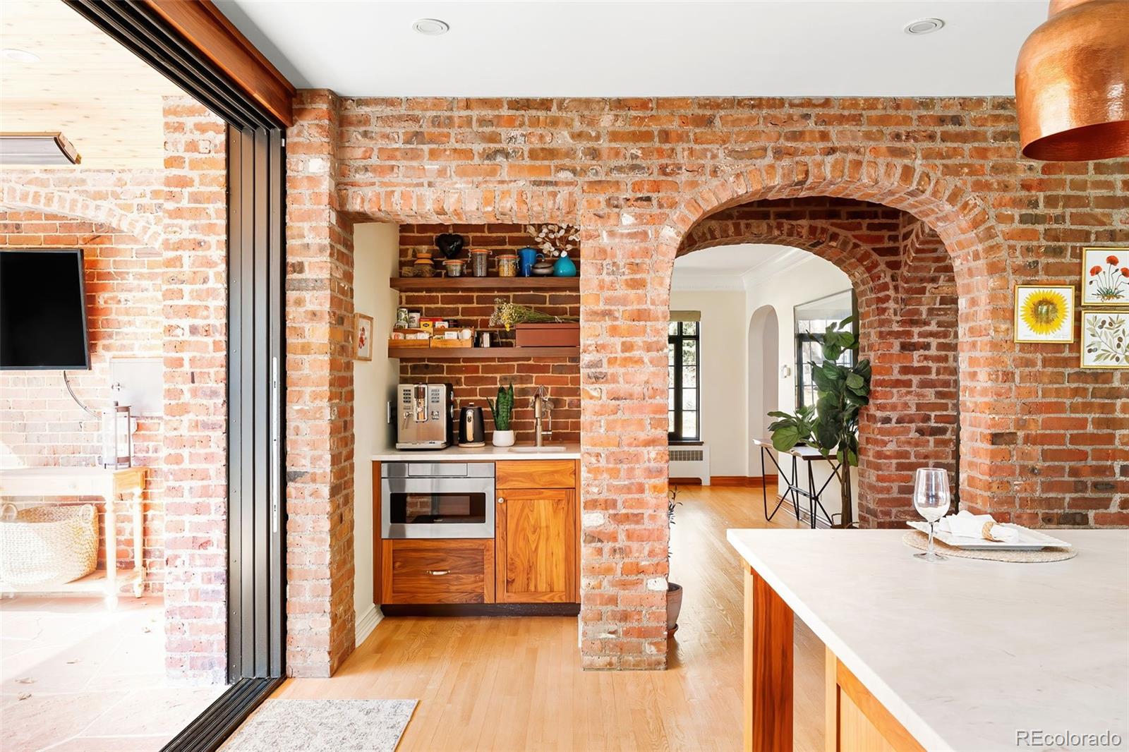 MLS Image #14 for 370  ivy street,denver, Colorado