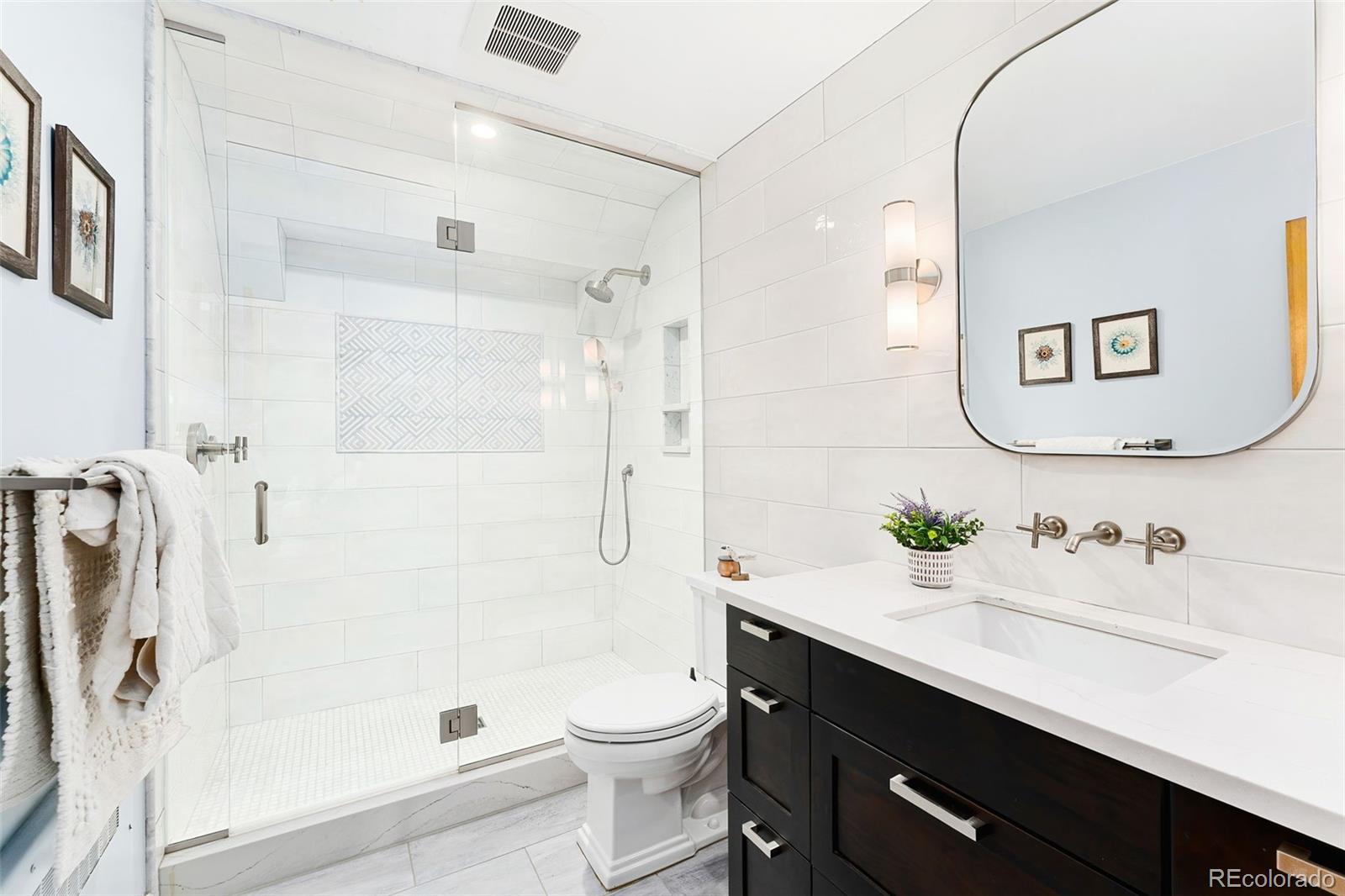 MLS Image #34 for 370  ivy street,denver, Colorado
