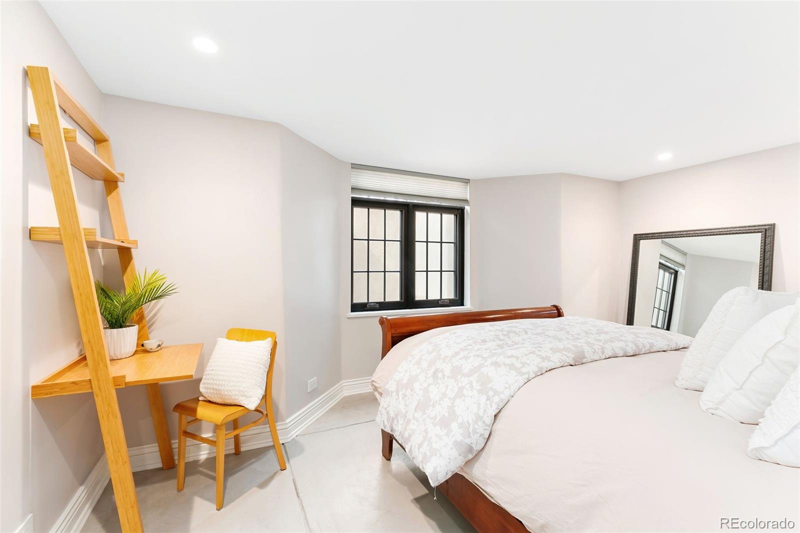 MLS Image #38 for 370  ivy street,denver, Colorado